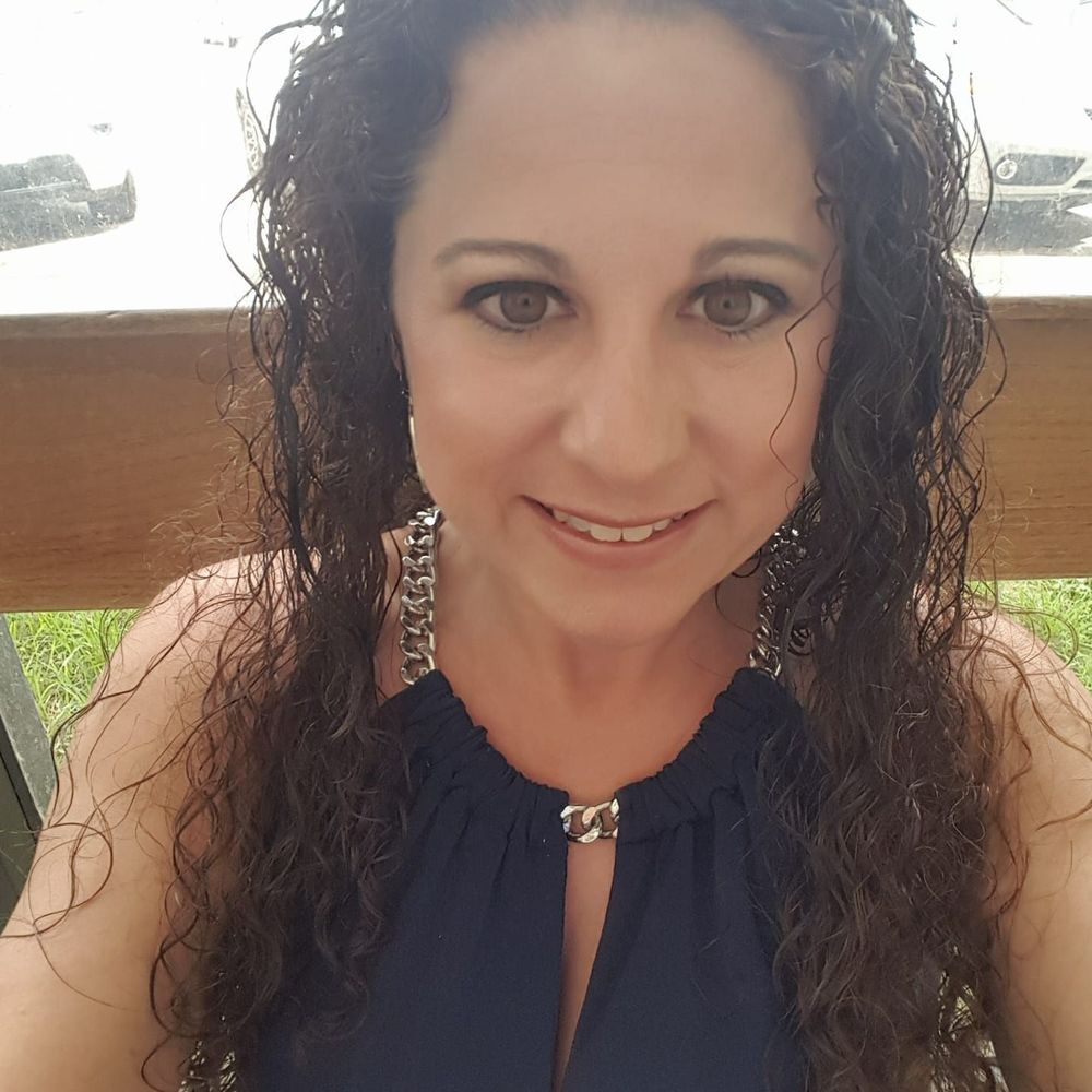 Meet your Posher, Kelli